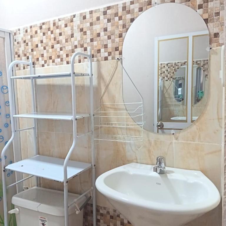 Amplio y acogedor apartamento - Two-Bedroom Apartment - 16
