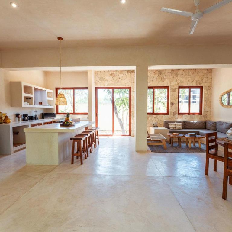 Modern ground-level 3BR Retreat with Private Pool - Apartamento - 2
