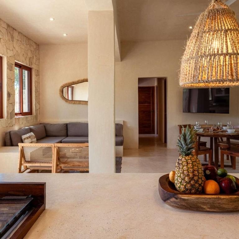 Modern ground-level 3BR Retreat with Private Pool - Apartamento - 8