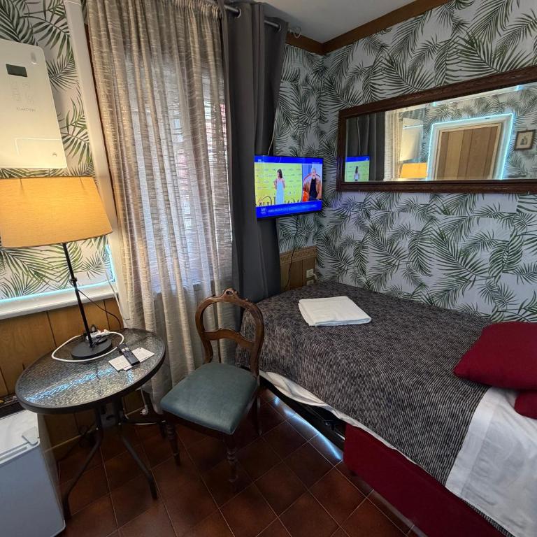 Ritz Venice Guest House Lionsclass - Camera Singola con Bagno Privato - 2