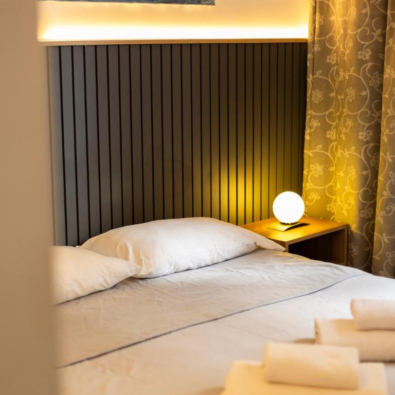 America Del Sur Hostel Buenos Aires - Double Room with Private Bathroom - 9