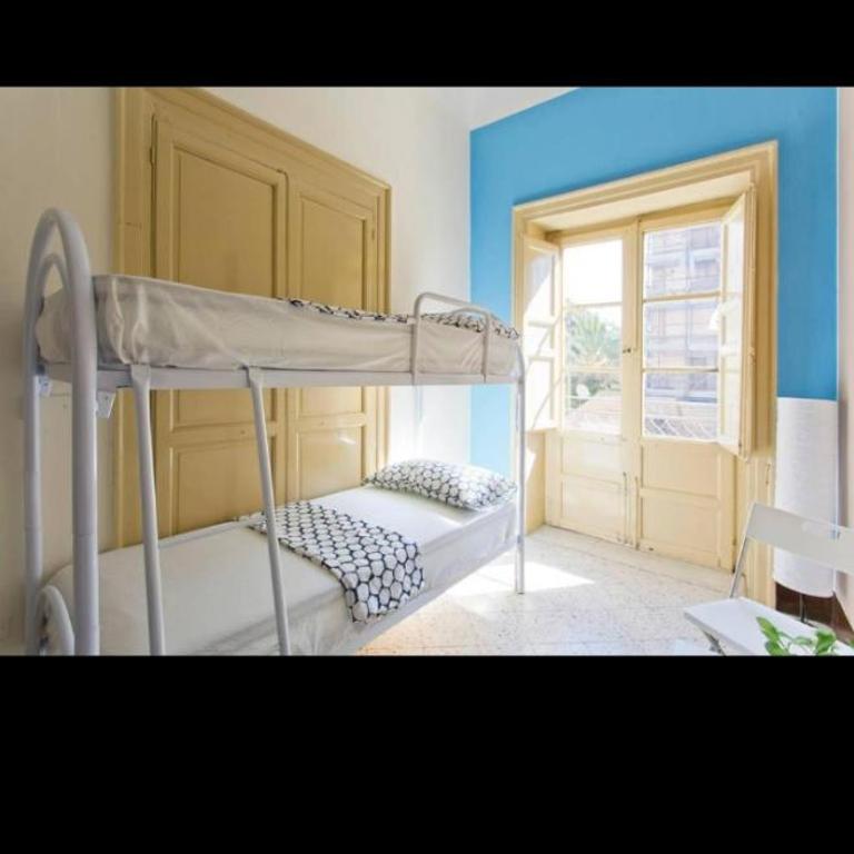 Moon Light Hostel - Dormitorio Misto con 4 Letti - 1