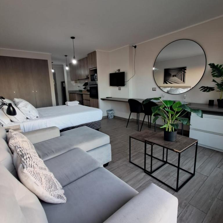 Suite VIP central vista al mar balcón recepción 24 hrs - One-Bedroom Apartment - 8