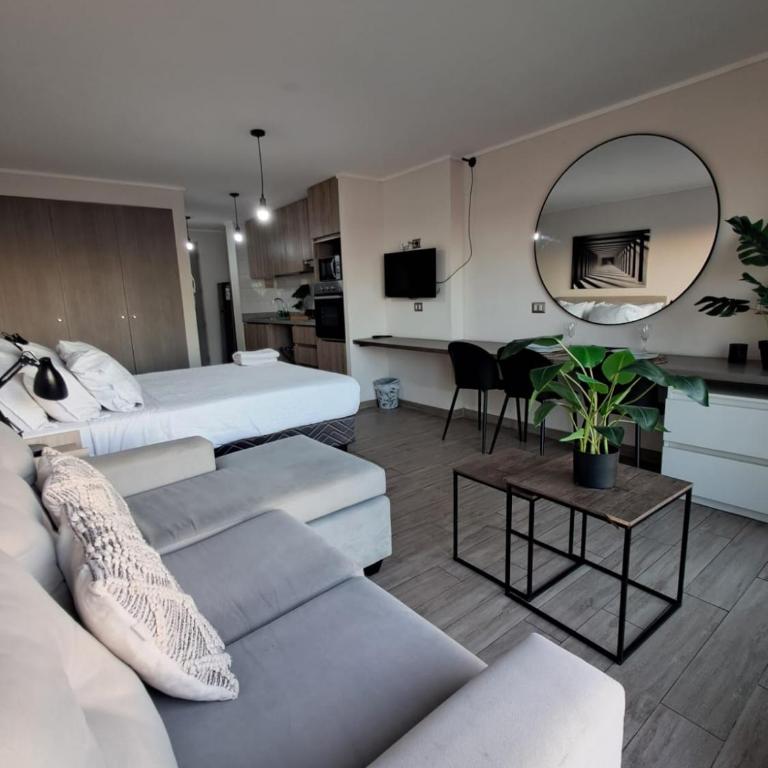 Suite VIP central vista al mar balcón recepción 24 hrs - One-Bedroom Apartment - 12