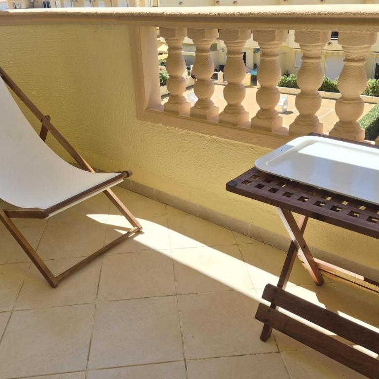Estupendo apartamento en primera línea de playa y con vistas al mar - Apartamento con terraza - 8
