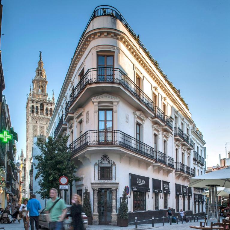 Cathedral Apartment, upper floor apartment - Apartamento - 14