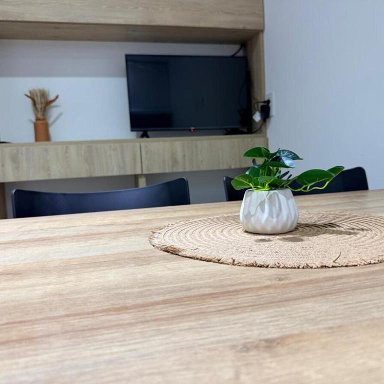 Dpto 4 pers -pileta- cochera- centro Carlos Paz M - Apartamento de 1 dormitorio - 2