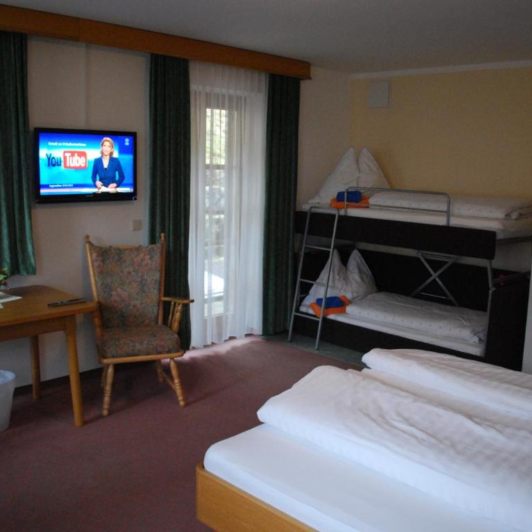 Alpengasthof Götschenalm - Vierbettzimmer - 10