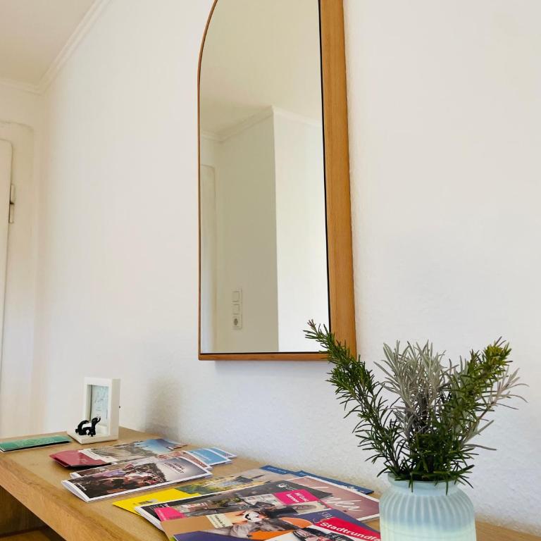 Giebelglück - 3 Zimmer, direkt an der UniKlinik, 2 Schlafzimmer, 4 Gäste, WLAN - Apartment mit 2 Schlafzimmern und Balkon - 32