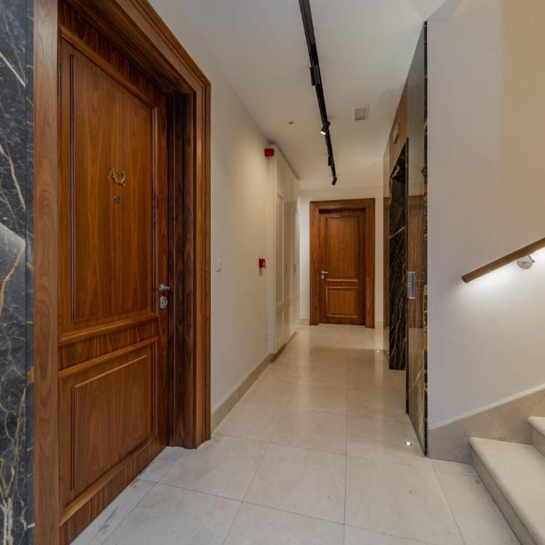 Dedinje Luxury Apartment with Spa & Garage - Apartman sa 2 Spavaće Sobe - 6