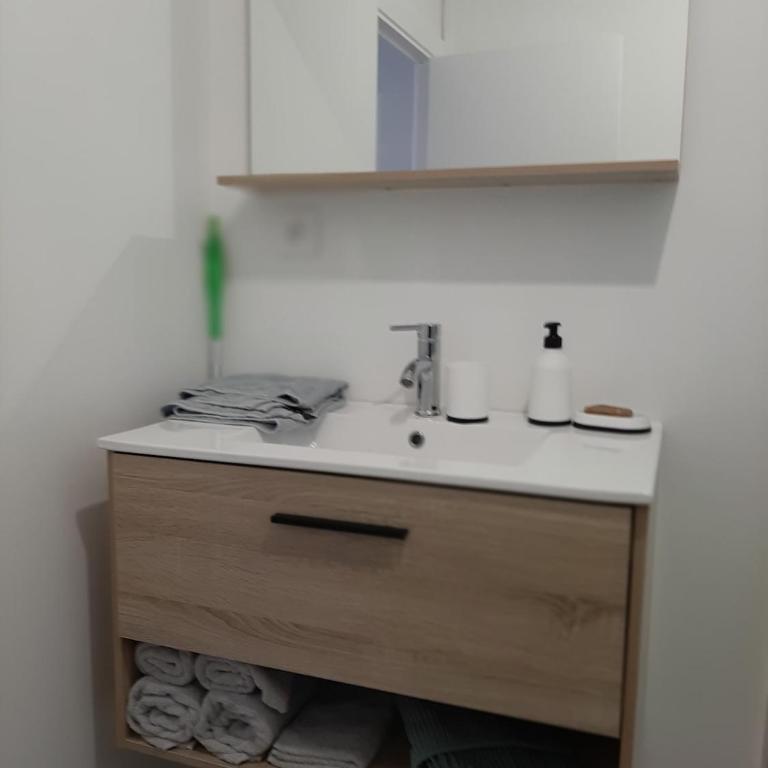 Cozy accommodation, St Roch, Amiens, Netflix, Wi-Fi, - Apartment mit 1 Schlafzimmer - 10