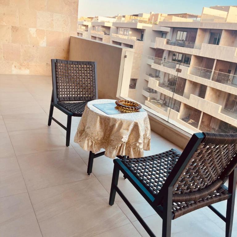 Beautiful condo 2bed, 3bath, pools and city views! - Apartamento de 2 dormitorios - 19