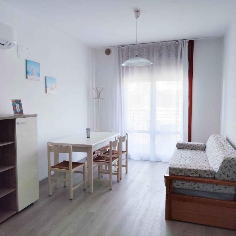 Studio with A - C in Jesolo 44132 - Apartment - 1