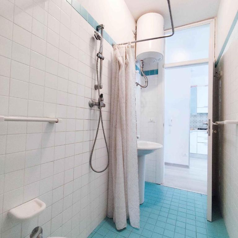 Studio with A - C in Jesolo 44132 - Apartment - 8