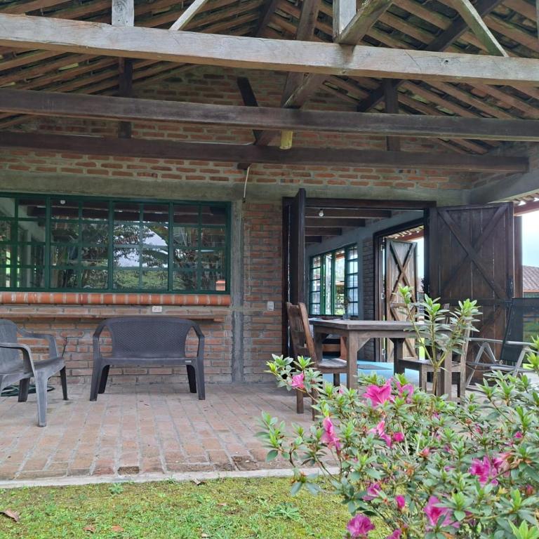 Forest Cabin paradise - Two-Bedroom Chalet - 9