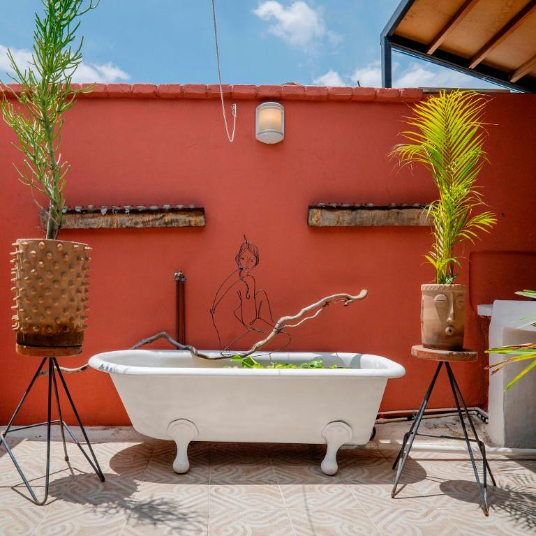 COMPLEJO PORFIRIO · Two Houses Seven Bedroom Group Retreat - Casa - 10