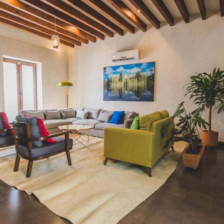 COSIJOPI · Spacious Colonial Home with Terrace - Casa - 7