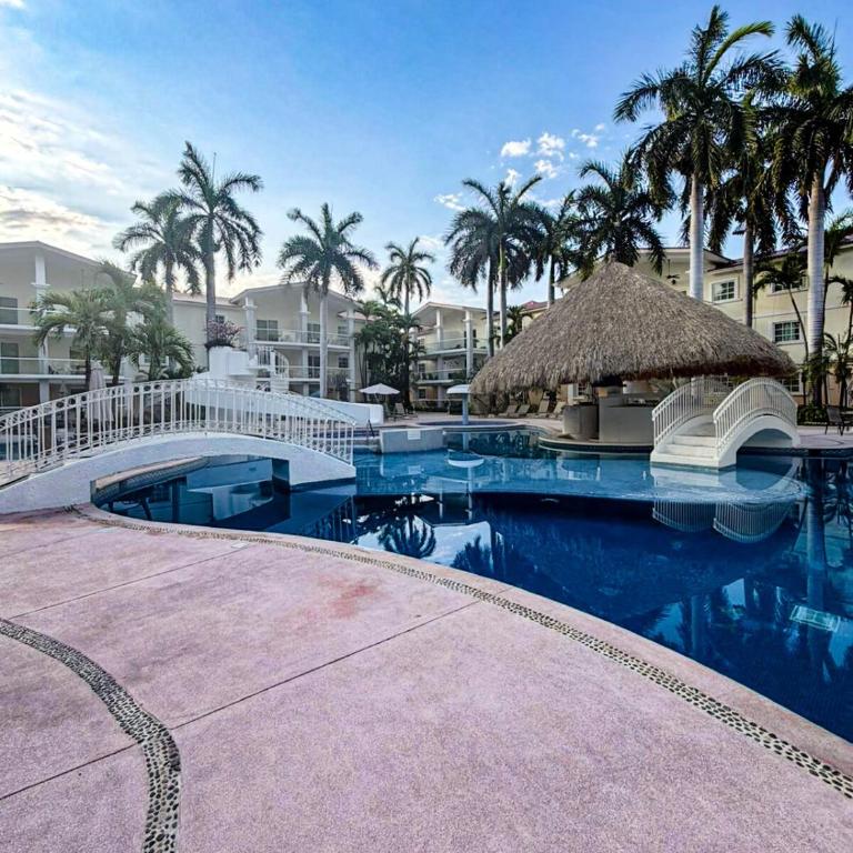 Espectacular Depa cerca de playa y Arena GNP - Apartamento de 3 dormitorios - 6