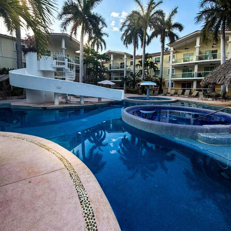 Espectacular Depa cerca de playa y Arena GNP - Apartamento de 3 dormitorios - 3