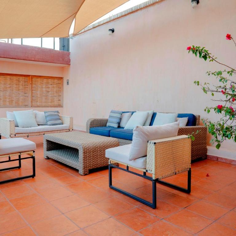 REGIONES - ISTMO · ASpacious 3 Bedroom Apt Upper Room - Apartamento - 33