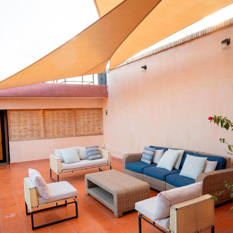 REGIONES - ISTMO · ASpacious 3 Bedroom Apt Upper Room - Apartamento - 50