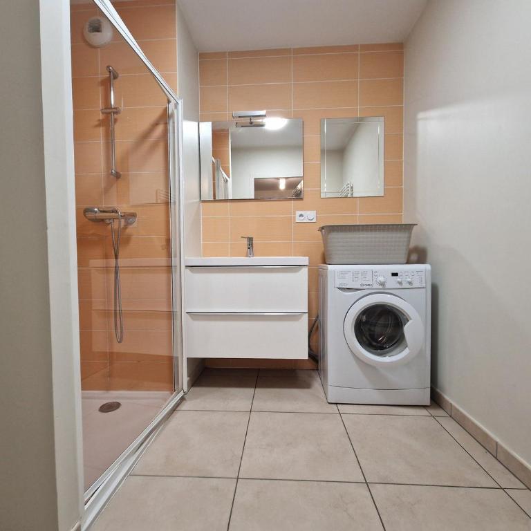 Appartement centre-ville parking - 6 pers. - FR-1-432-97 - Apartment - 7