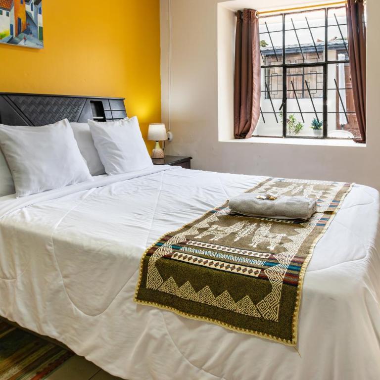 Back Packer - Large Double Room - 10