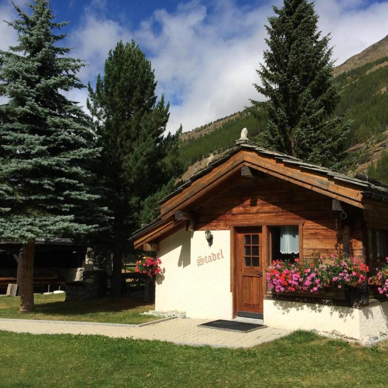 Chalet in Saas Fee near Ski Slopes - Chalet - 40