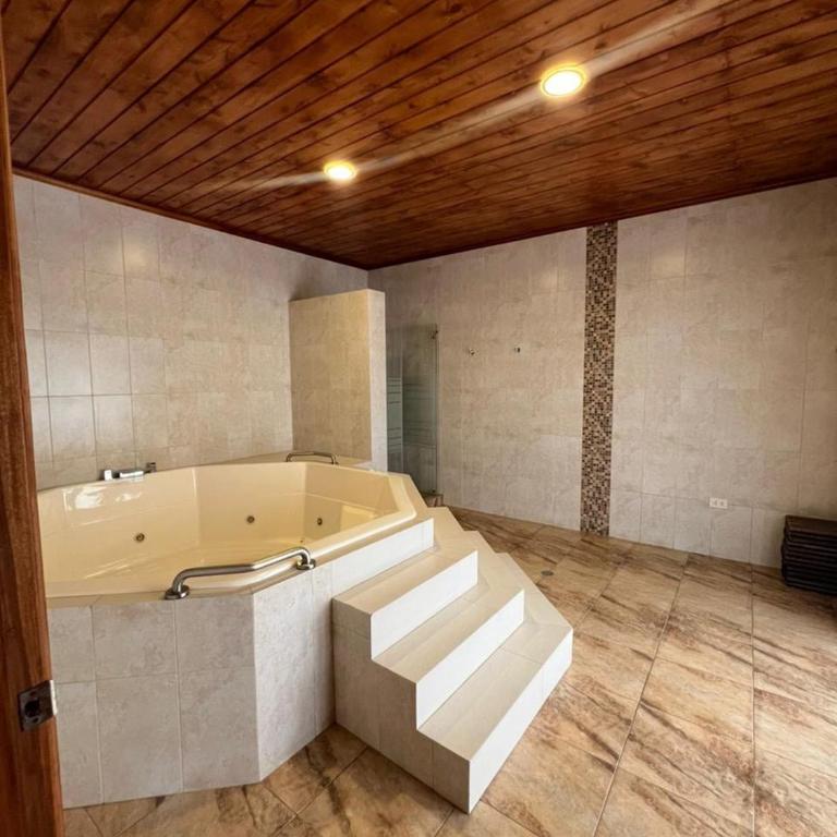 Suites Casa ColibrÍ - Three-Bedroom Villa - 3