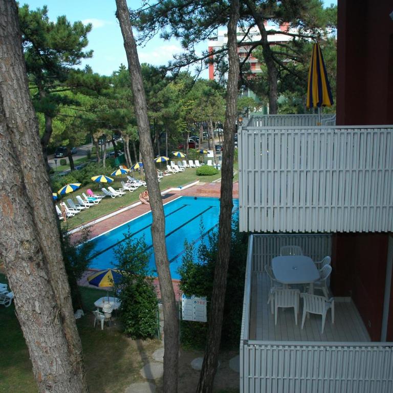 Appartamenti Vacanza Albatros - Appartamento Standard con 2 Camere da Letto - Via Julia, 3/5 - 10