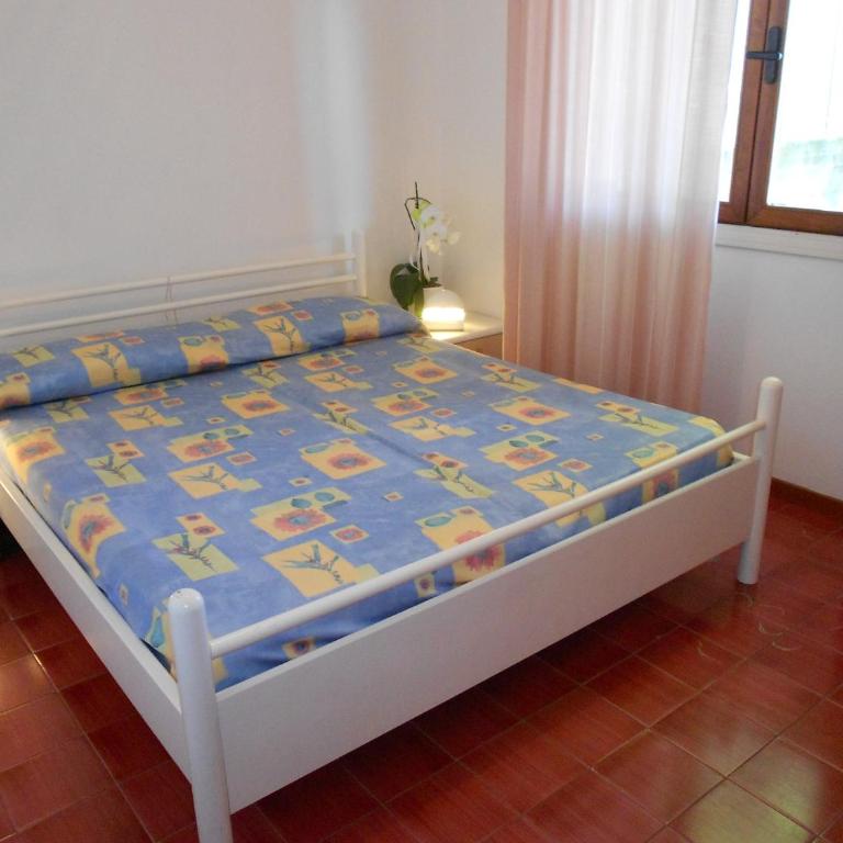 Appartamenti Vacanza Albatros - Appartamento Standard con 2 Camere da Letto - Via Julia, 3/5 - 7