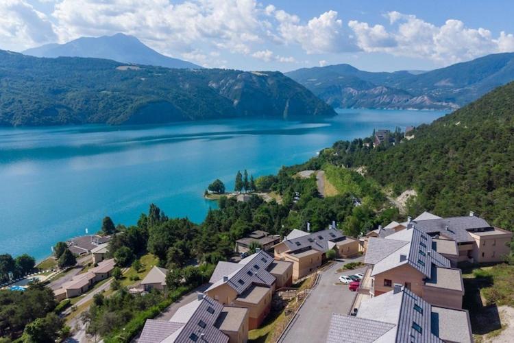 Mobile homes for 4 people with lake view in Residence L'Ecrin du Lac, Chorges - Appartement 3 Chambres - 10
