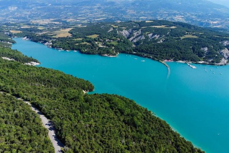 Mobile homes for 4 people with lake view in Residence L'Ecrin du Lac, Chorges - Appartement 3 Chambres - 11