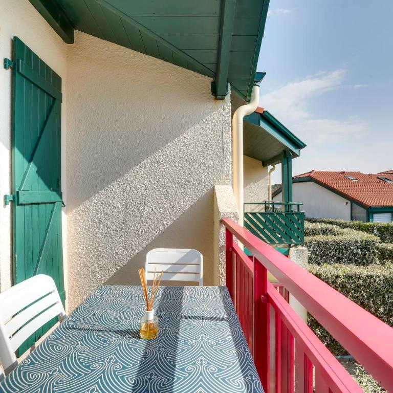 Appartement Santocha - Appartement - Vue sur Piscine - 17