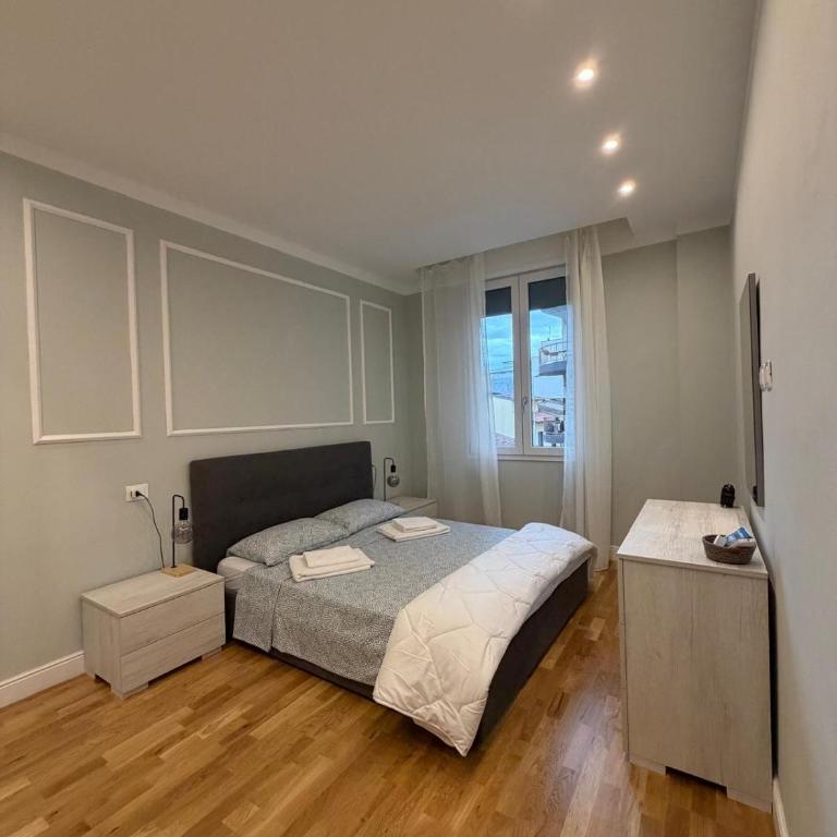 Residenza Claudia - Appartamento con 2 Camere da Letto e Balcone - 6