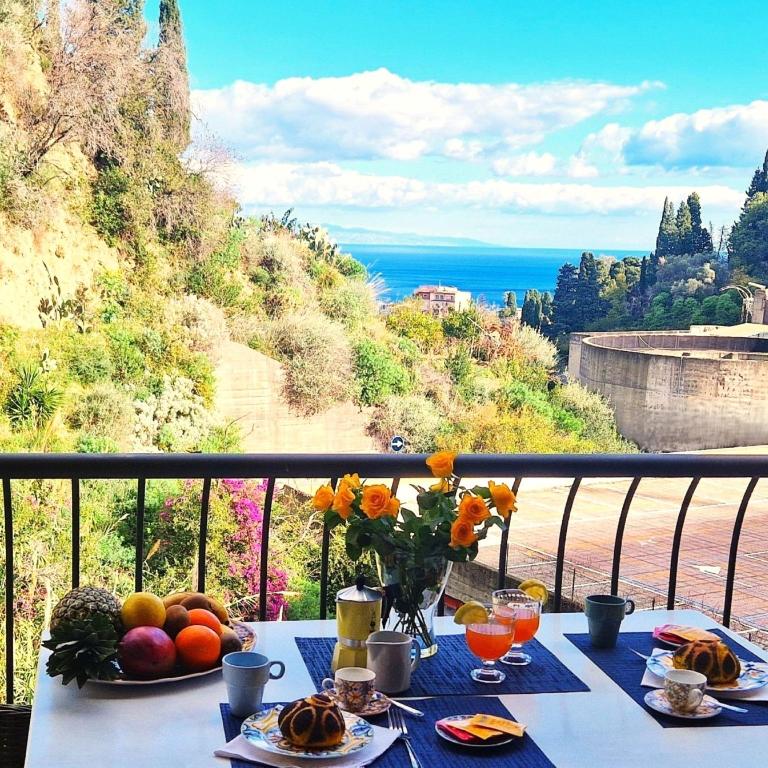 Mediterranean Apartment Pool & Parking - Appartamento - 1