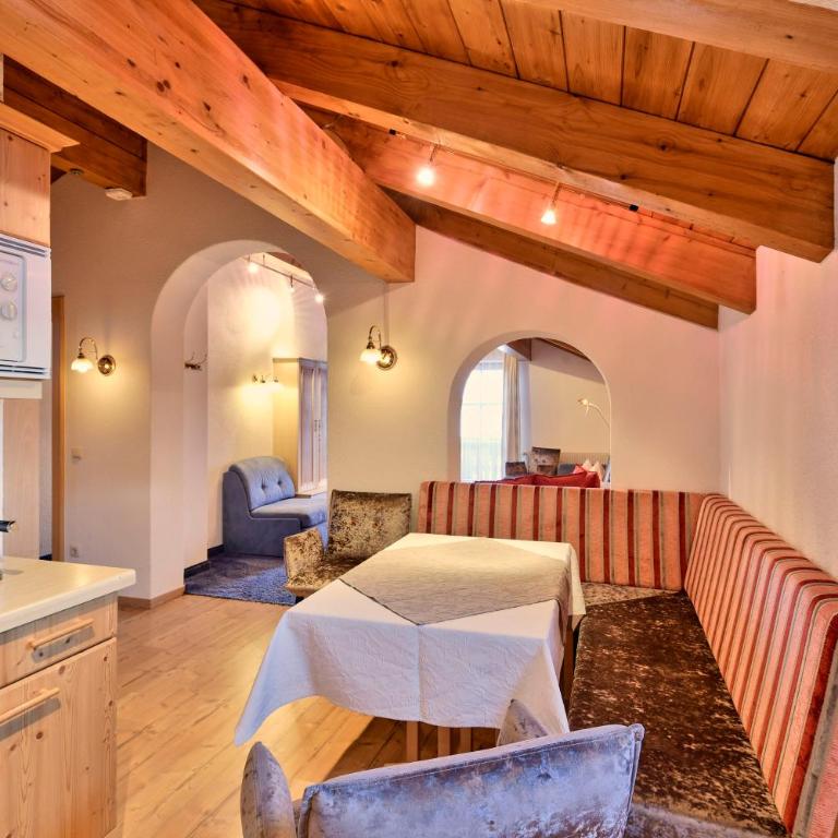 Pension Regina - Apartment mit 2 Schlafzimmern und Balkon - 8
