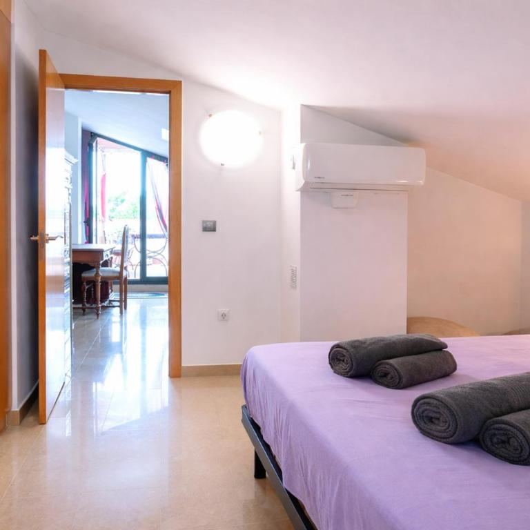 Citadel Holiday Apartments "Duplex 6p" & parking - 250m Beach - 300m Roses Centre - Duplex Apartment - 16