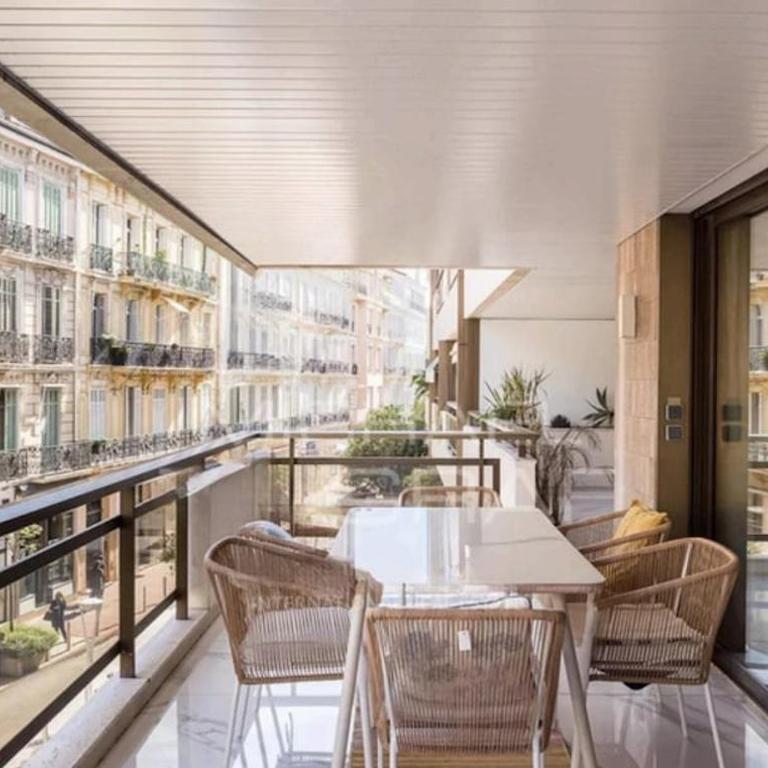 Stunning 3 bedrooms with terrace in Gray d'Albion - Apartamento de 3 dormitorios - 12
