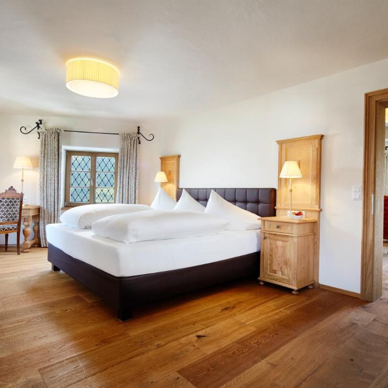 Hotel Schloss Mittersill - Suite mit Kingsize-Bett und Balkon - 4