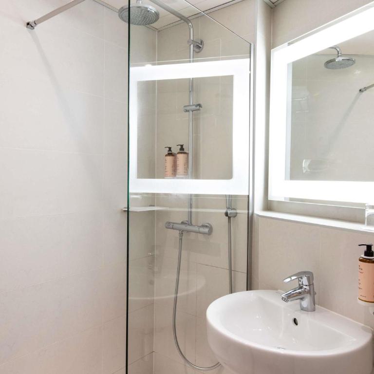 Mercure Paris Montparnasse Raspail - Chambre Double Classique - 6