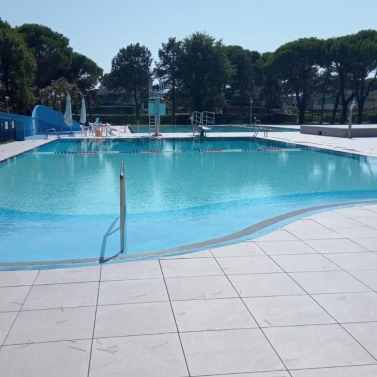 Family-friendly villa for eight guests - Villa - 8