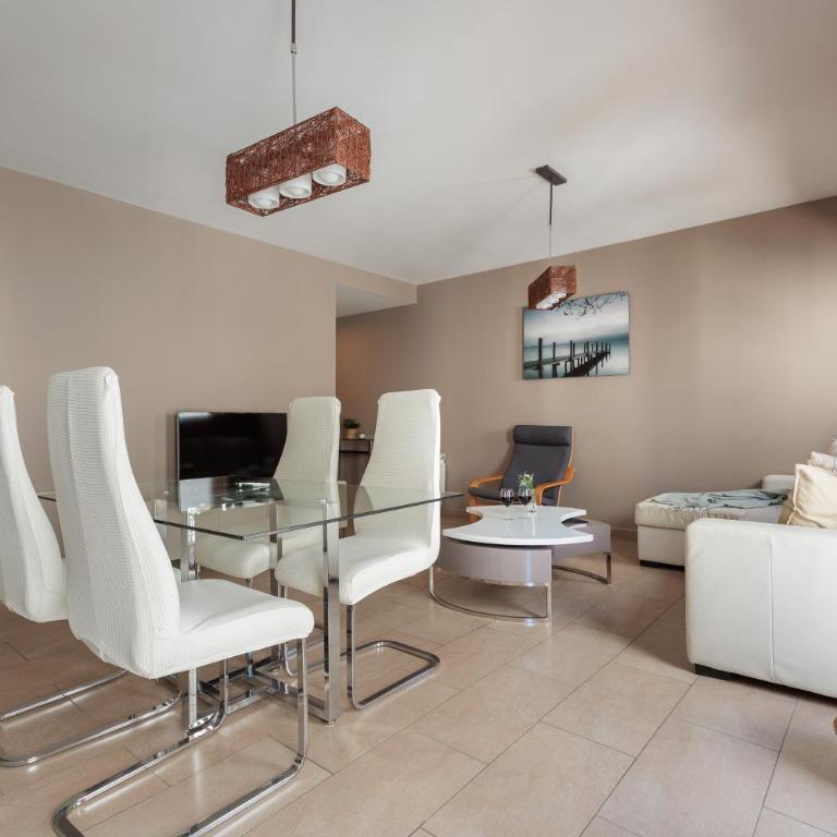 Lets Holidays Mediterranean apartment 3 minutes to the beach 2 - Apartamento de 3 dormitorios - 22