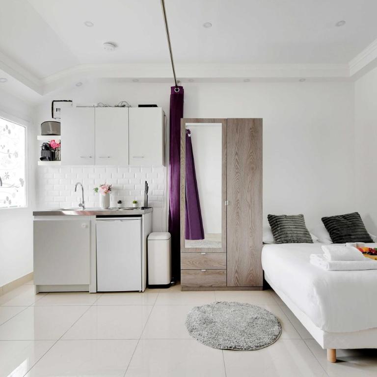 Charming Studio for 2 – Near Voltaire & 11th Arr Town Hall, Paris - Apartment - 8