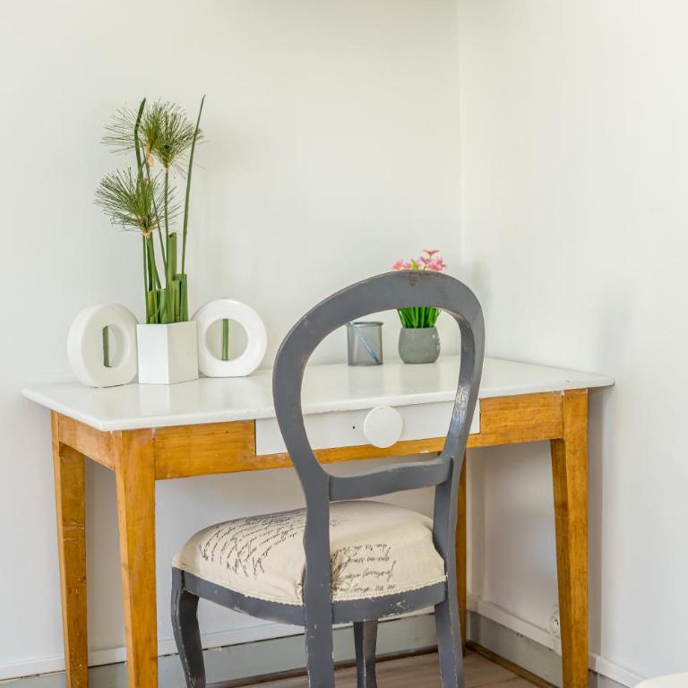 Le Nid Saumurois 2min du Centre ville Parking & Wifi gratuit - Appartement 2 Chambres - 10
