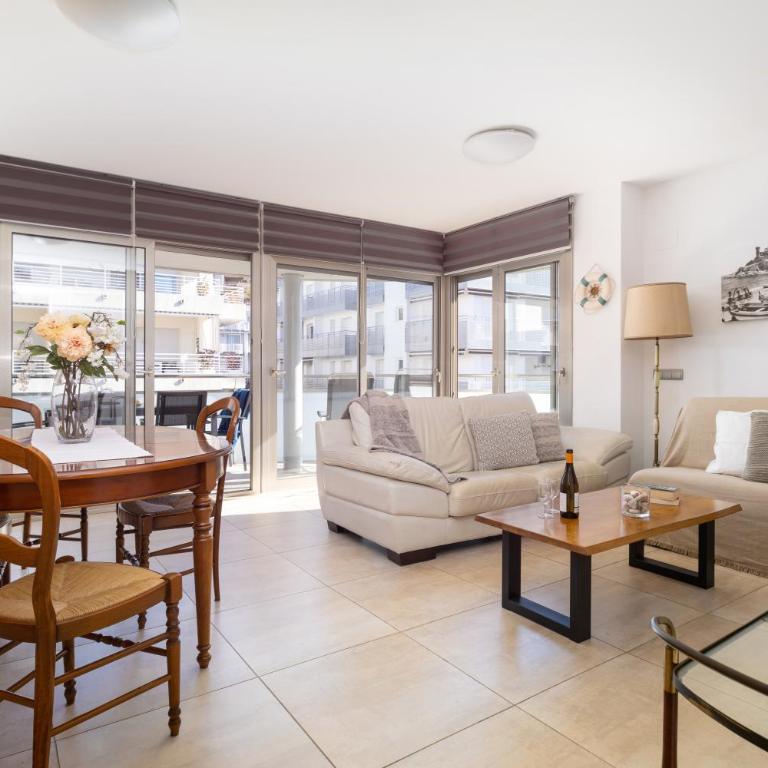 Lets Holidays NICE APARTMENT NEAR BEACH TOSSA - Apartamento de 3 dormitorios - 14