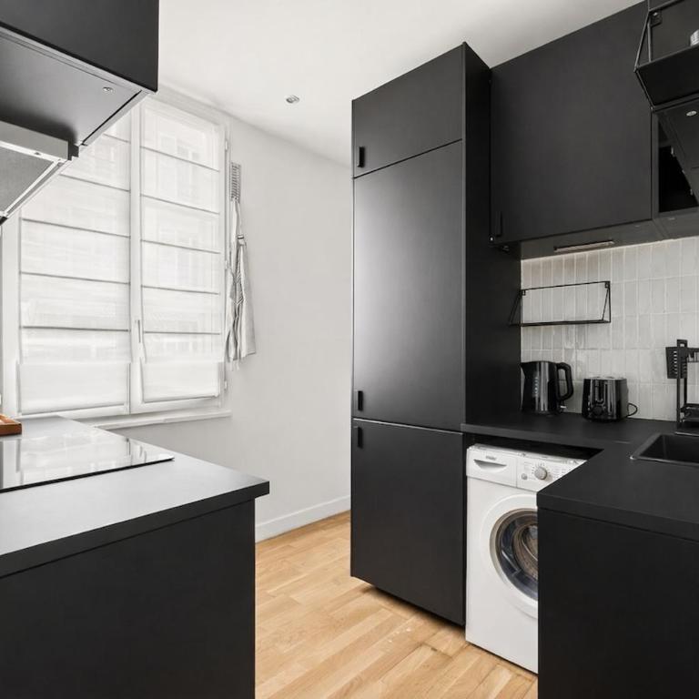 Lovely 2BR flat 10 min to Montmartre & Pigalle - Apartamento de 2 dormitorios - 5