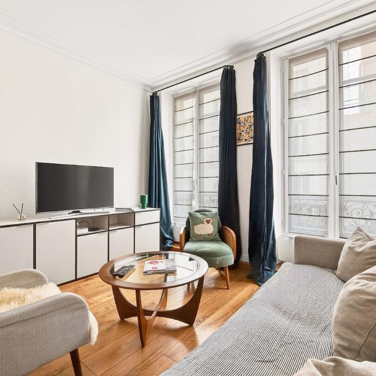 Lovely 2BR flat 10 min to Montmartre & Pigalle - Apartamento de 2 dormitorios - 4