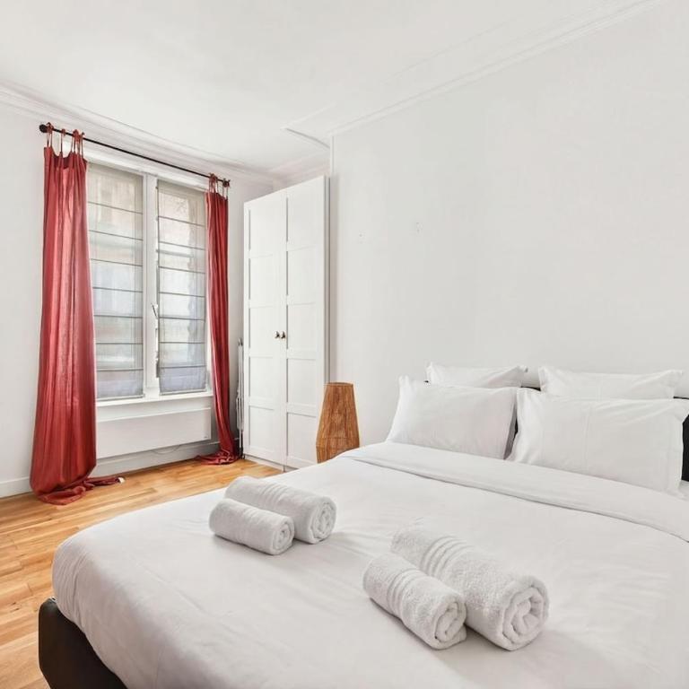 Lovely 2BR flat 10 min to Montmartre & Pigalle - Apartamento de 2 dormitorios - 2