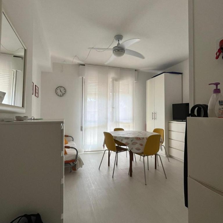 Residence Pineta con Piscina 6 posti letto - Appartamento con 1 Camera da Letto - 10